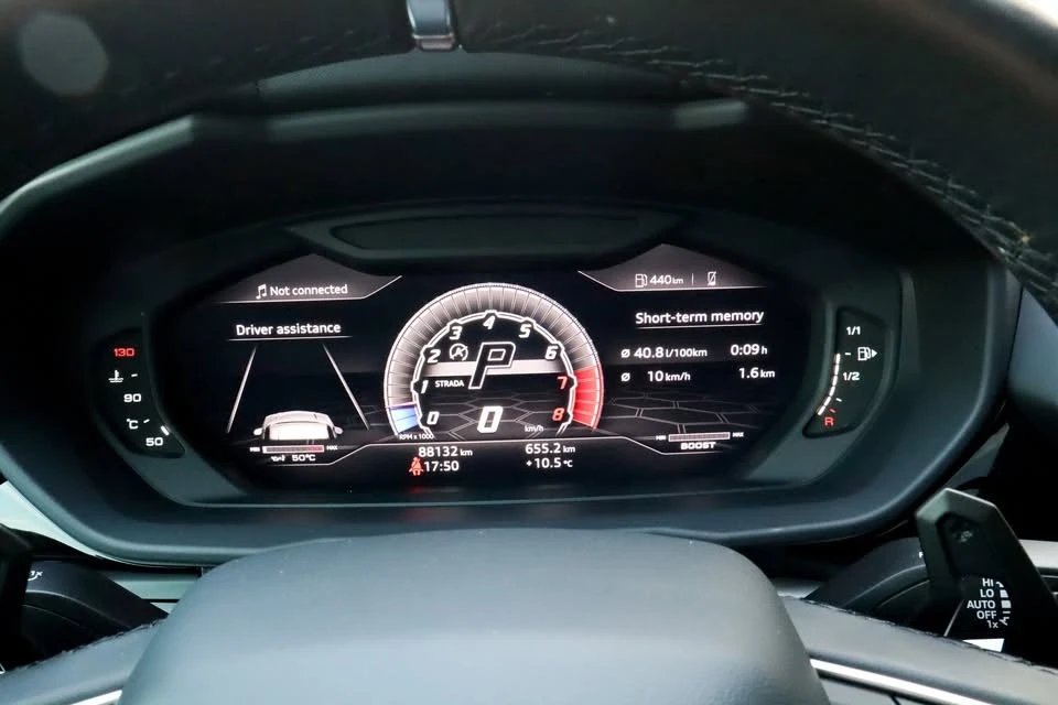 Lamborghini Urus * ЦЕНА ДО БЪЛГАРИЯ С ВСКИЧКИ ТАКСИ * , снимка 16 - Автомобили и джипове - 55472244