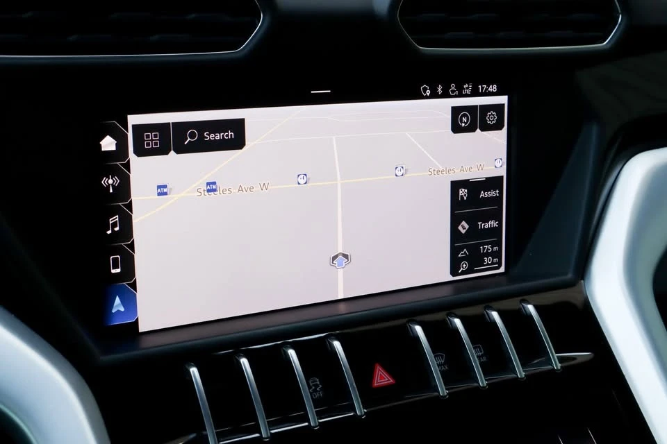 Lamborghini Urus * ЦЕНА ДО БЪЛГАРИЯ С ВСКИЧКИ ТАКСИ * , снимка 14 - Автомобили и джипове - 55472244