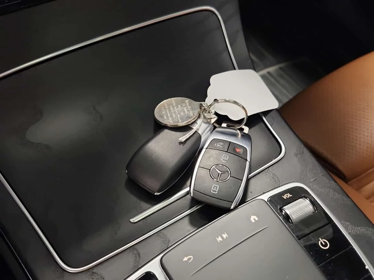 Mercedes-Benz GLC 300  4matic / 360 / BURMESTER / MEMORY , снимка 7 - Автомобили и джипове - 55628296