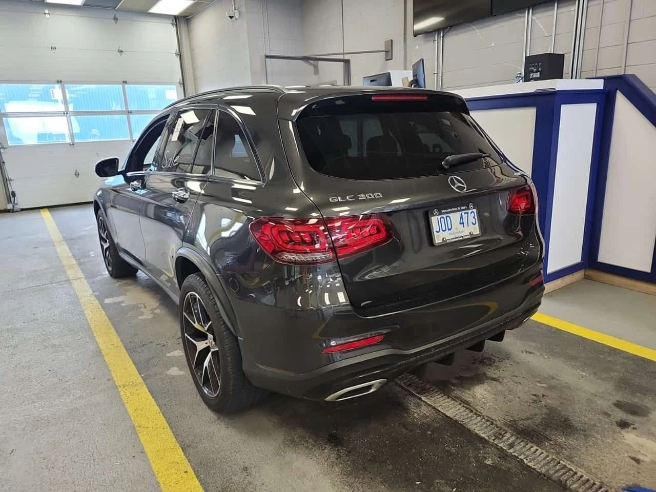 Mercedes-Benz GLC 300  4matic / 360 / BURMESTER / MEMORY , снимка 4 - Автомобили и джипове - 55628296