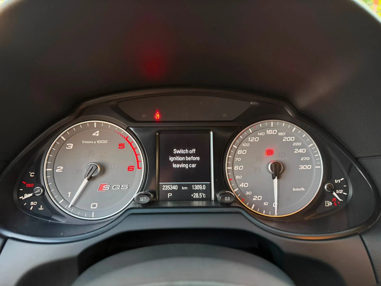Audi SQ5 3.0BITDI* 313* MAXTON* STAGE 1* TOP* GERMANY* , снимка 16 - Автомобили и джипове - 55679312