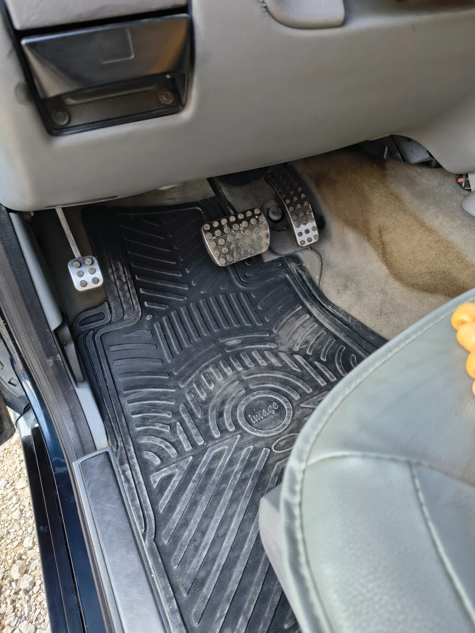Mercedes-Benz ML 270, снимка 11 - Автомобили и джипове - 55769679