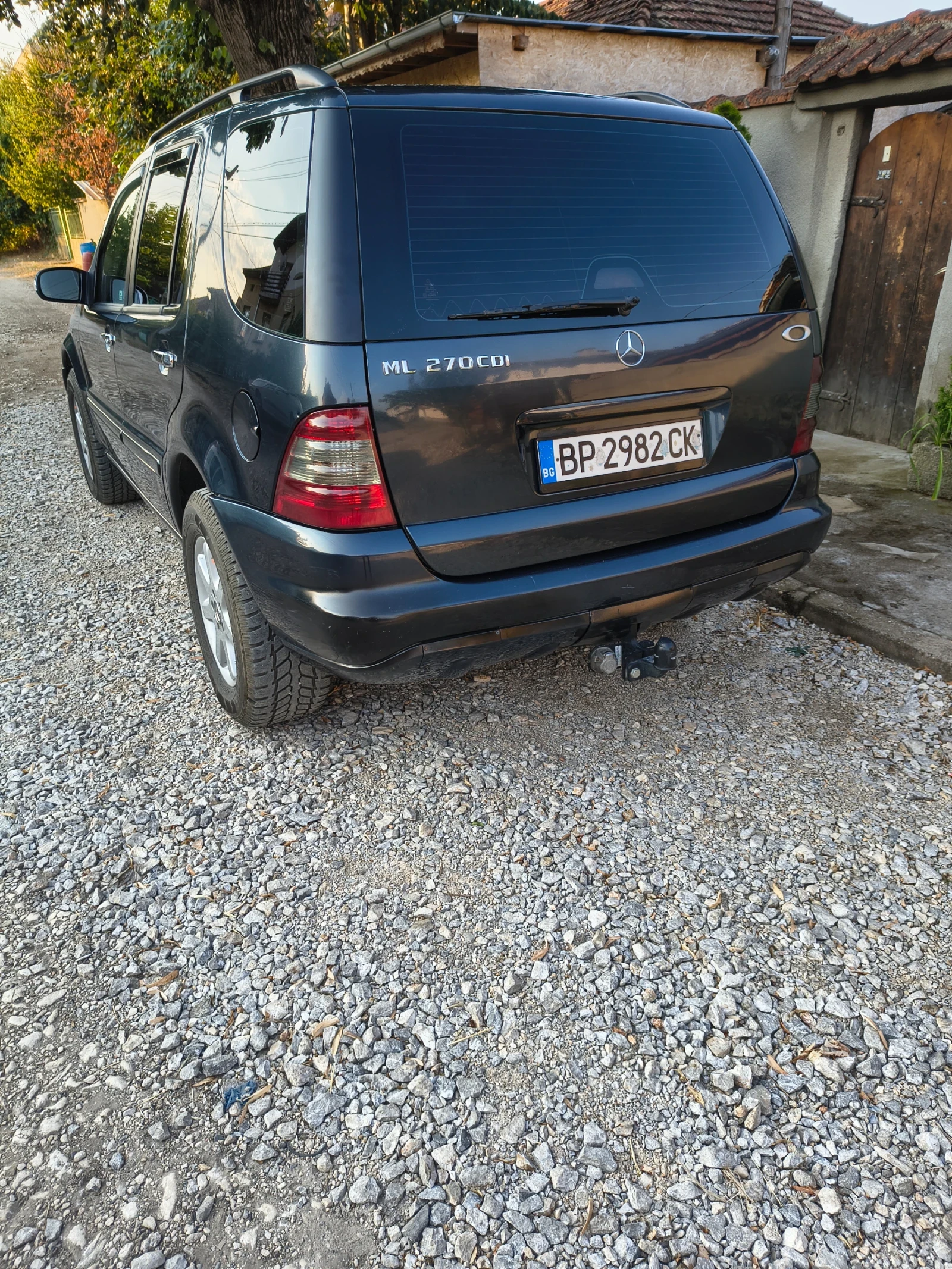 Mercedes-Benz ML 270, снимка 4 - Автомобили и джипове - 55769679