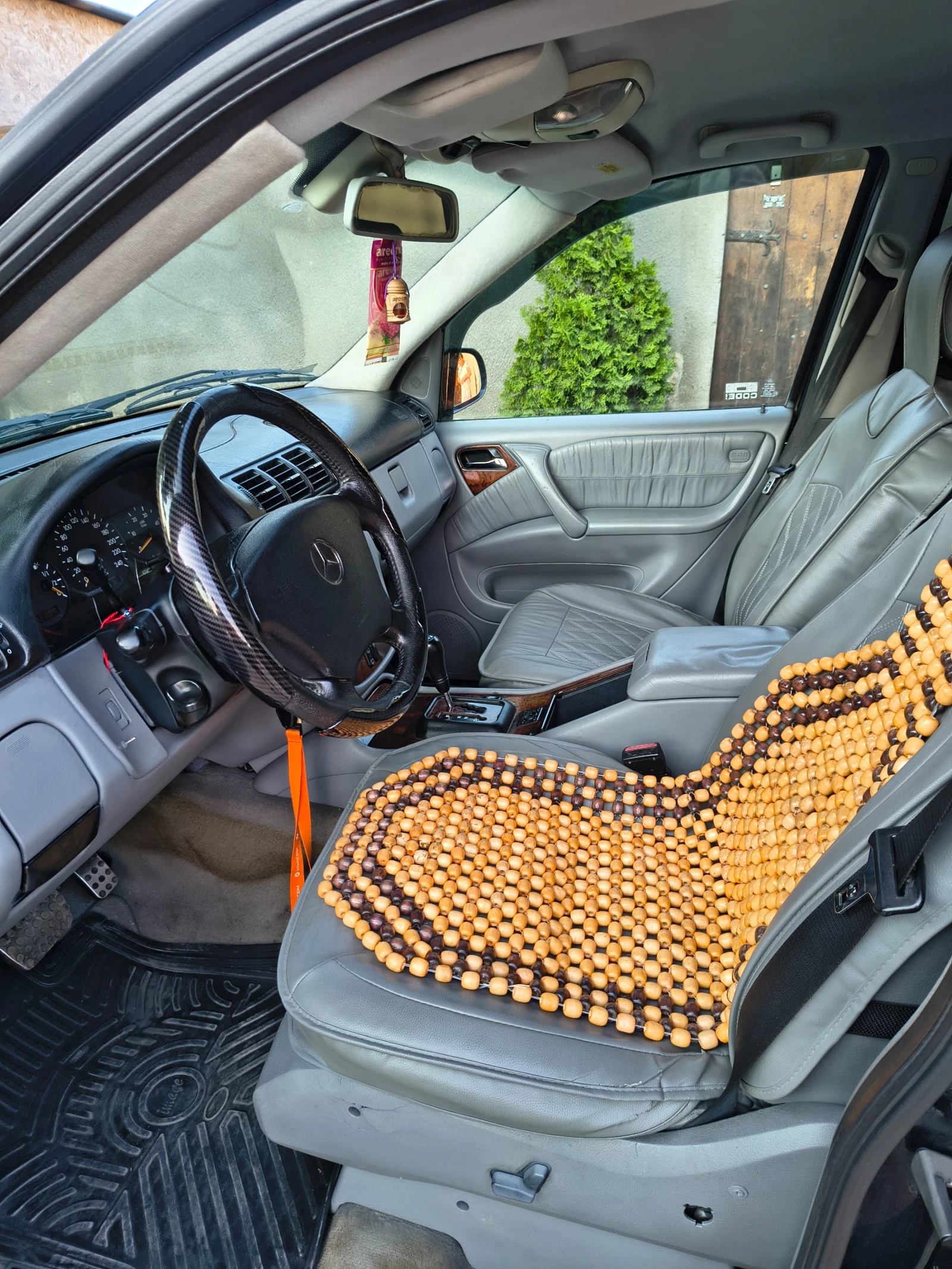 Mercedes-Benz ML 270, снимка 6 - Автомобили и джипове - 55769679