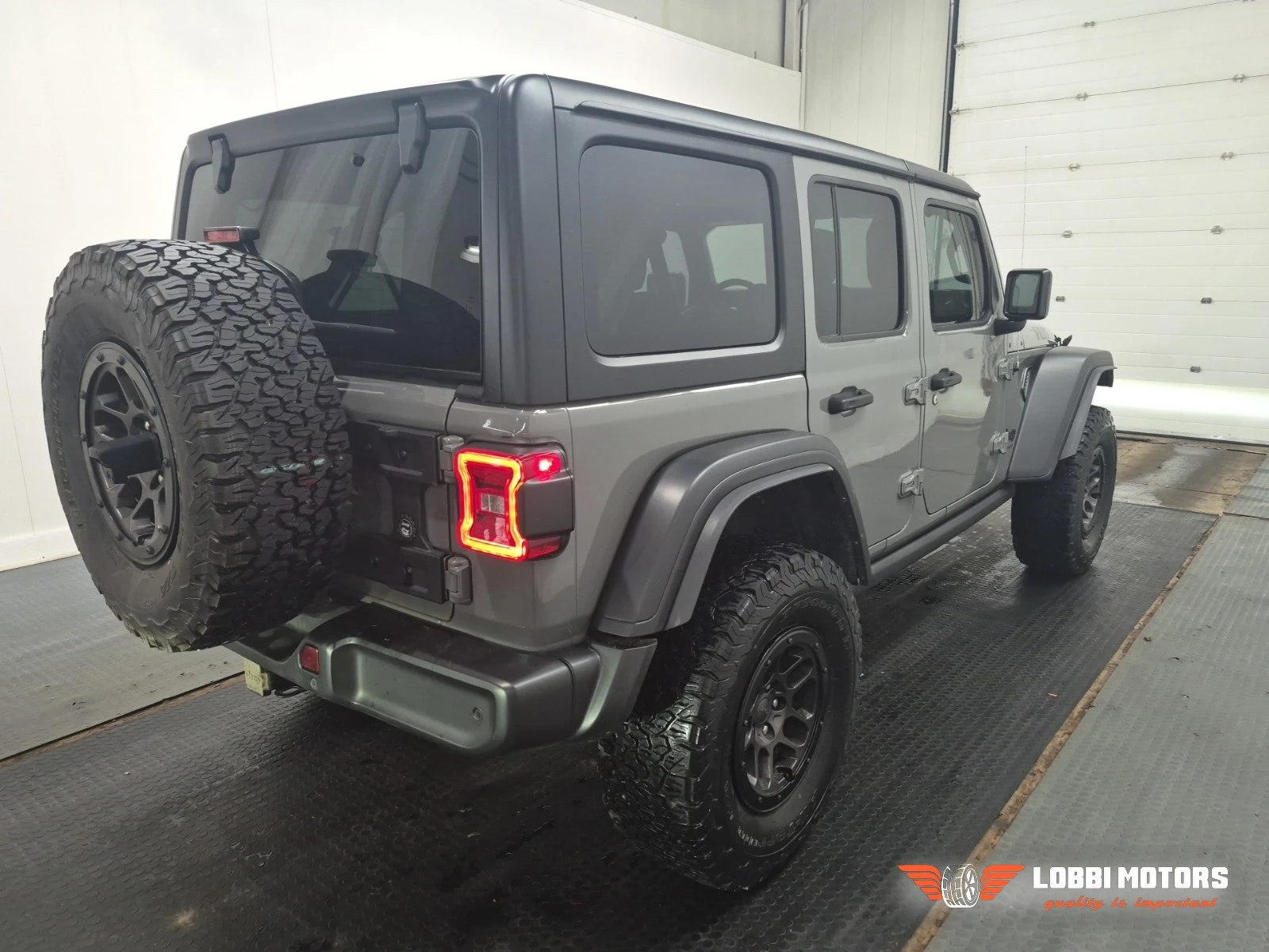 Jeep Wrangler, снимка 3 - Автомобили и джипове - 55928344