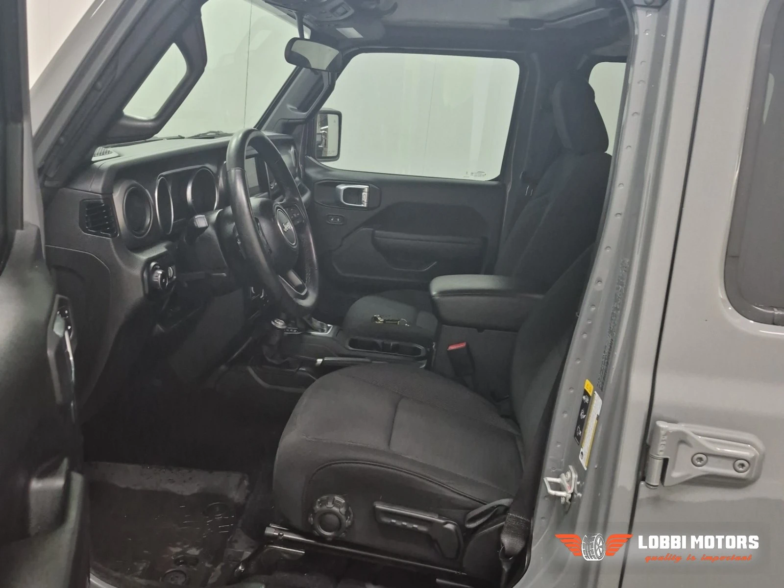 Jeep Wrangler, снимка 5 - Автомобили и джипове - 55928344