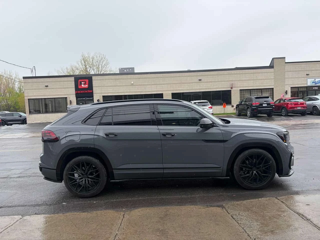 VW Atlas * Execline * CARFAX * ОПЦИЯ ЗА ФИНАНСИРАНЕ, снимка 3 - Автомобили и джипове - 56253132