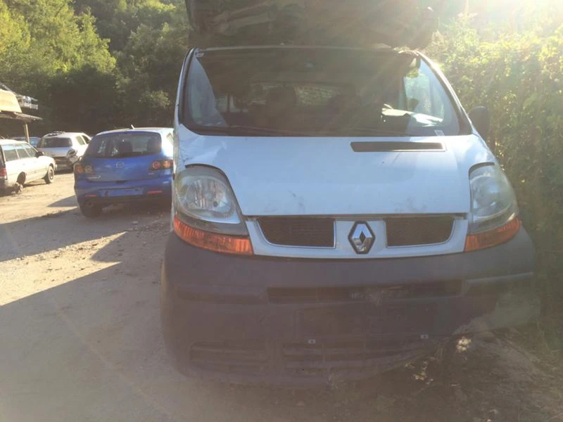 Renault Trafic 1.9 dci, снимка 1 - Бусове и автобуси - 43182101