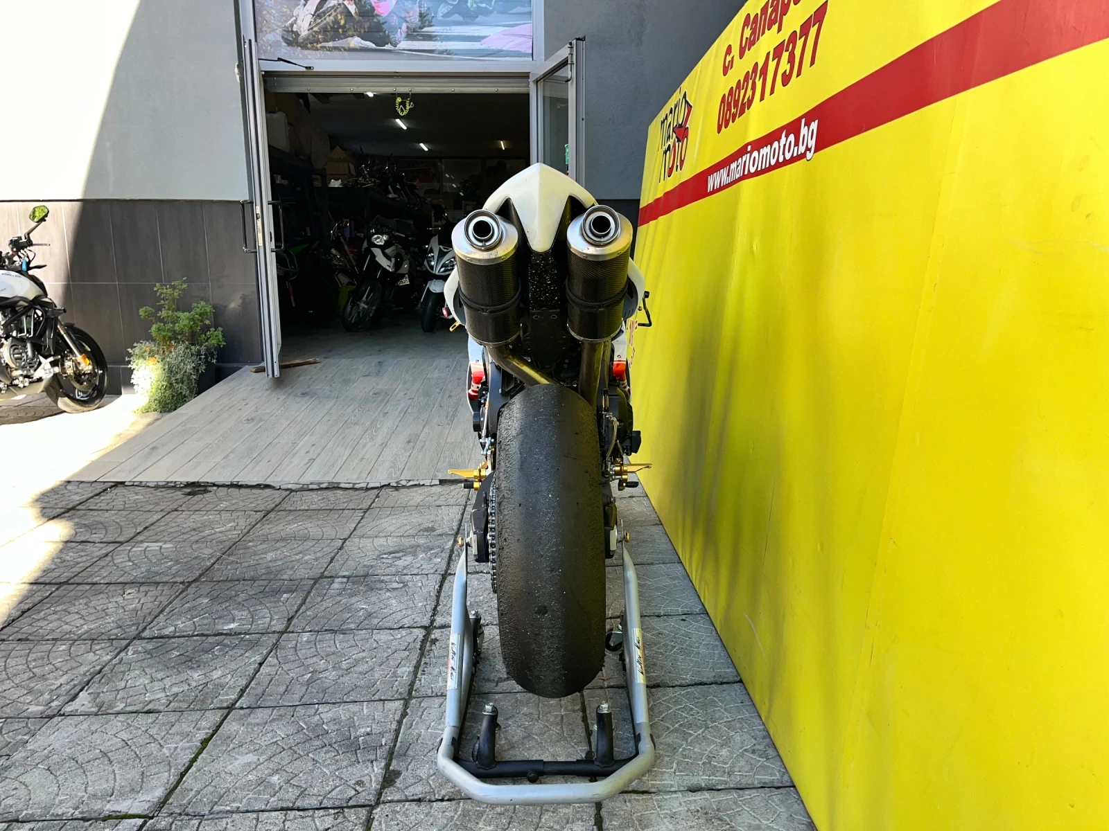 Yamaha Yzf R1 | Mobile.bg   11