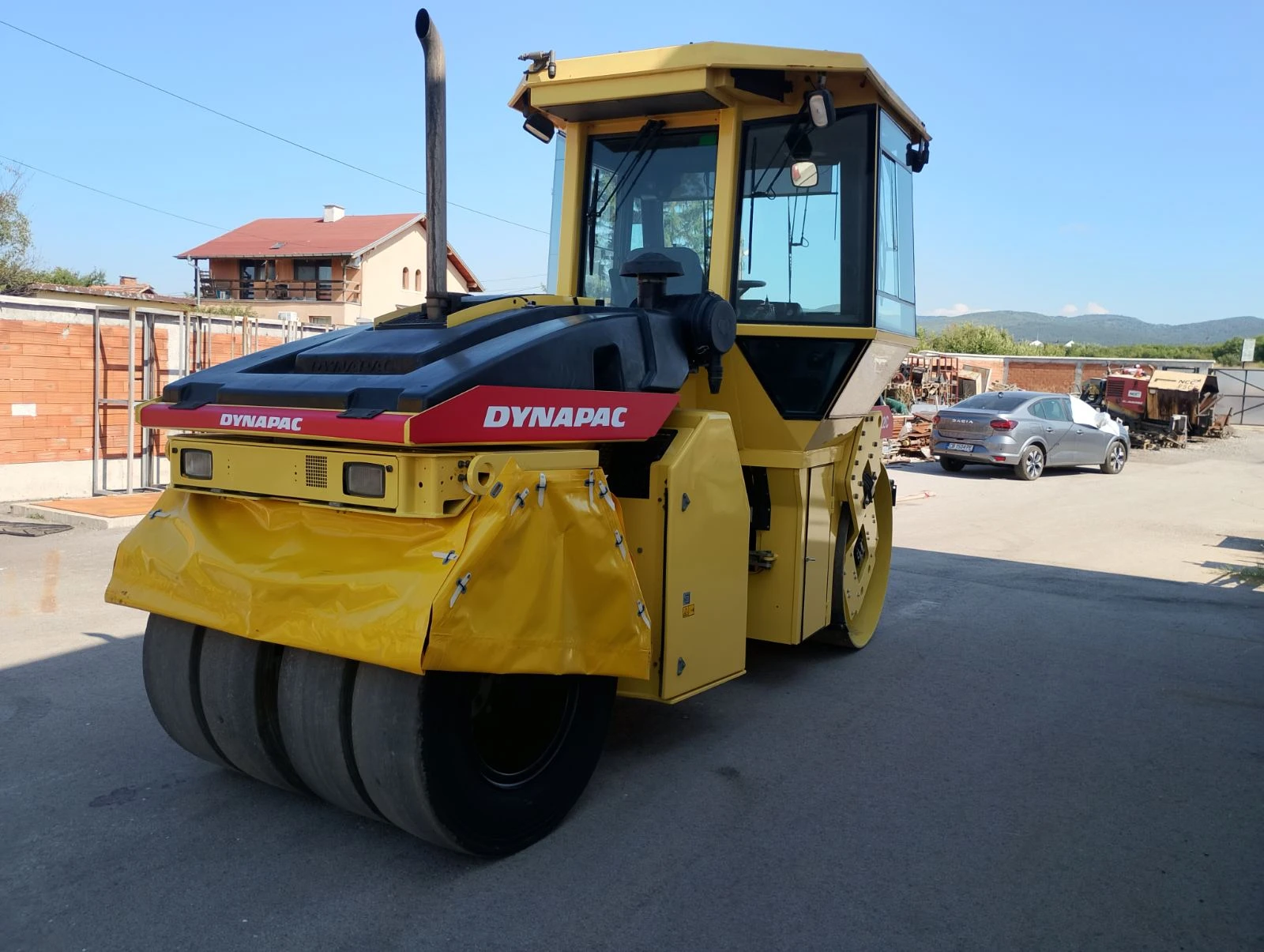 Валяк Dynapac CC222CHF-Combo, снимка 8 - Индустриална техника - 55622883
