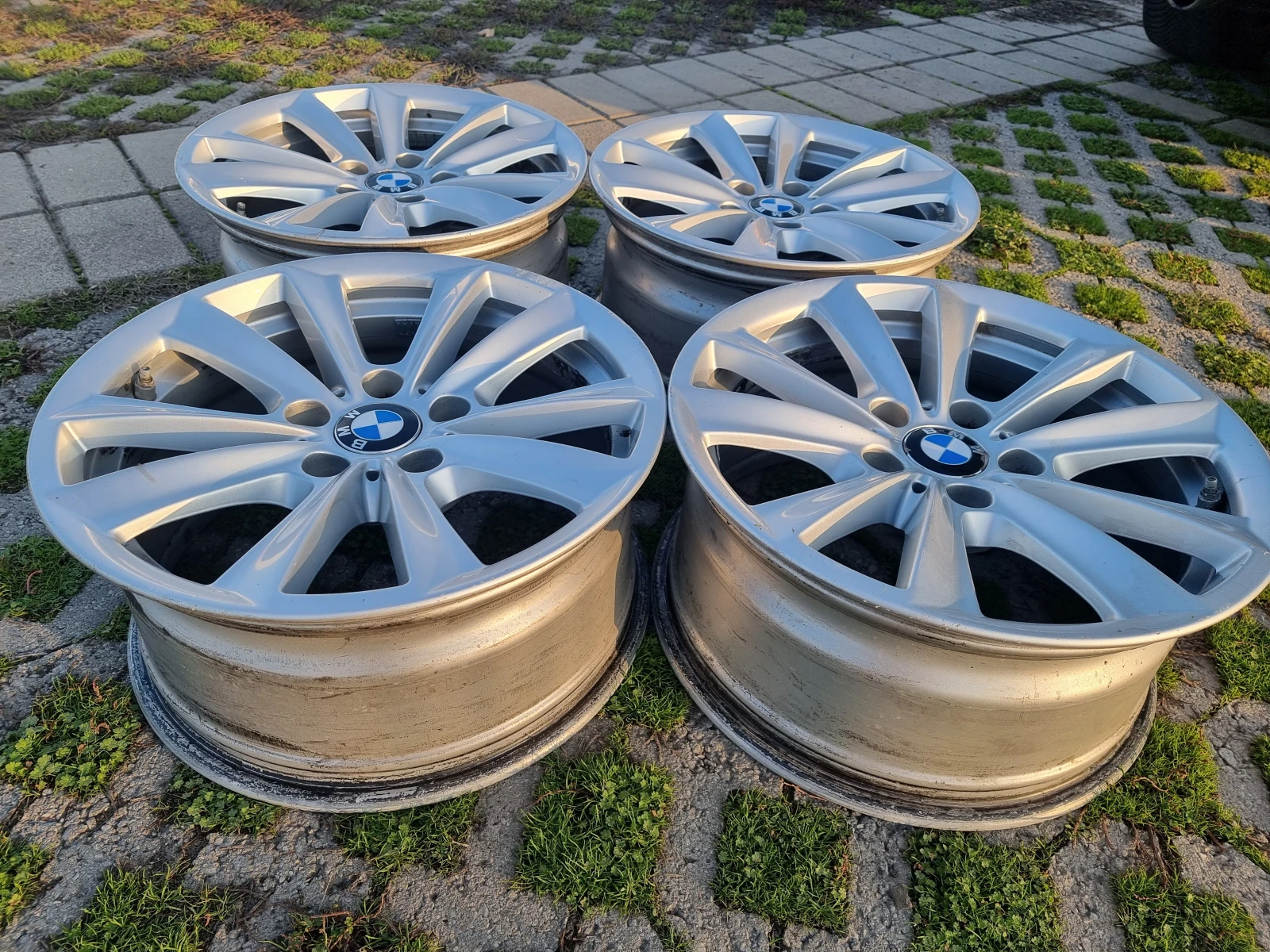 ������ �� BMW | Mobile.bg � ����������� 4