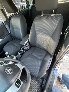 Toyota Verso 2.0D-4D Luxury Keyless Камера Подгрев Печка, снимка 11
