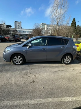 Toyota Verso 2.0D-4D Luxury Keyless Камера Подгрев Печка, снимка 3