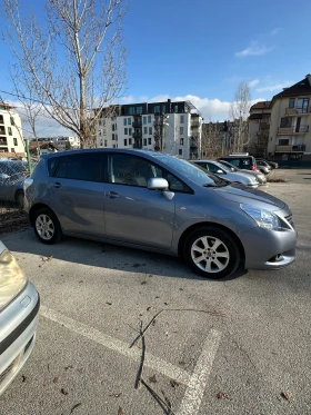 Toyota Verso 2.0D-4D Luxury Keyless Камера Подгрев Печка, снимка 4