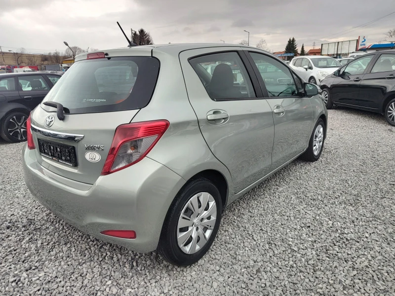 Toyota Yaris 1.4D-4D, снимка 5 - Автомобили и джипове - 40045421