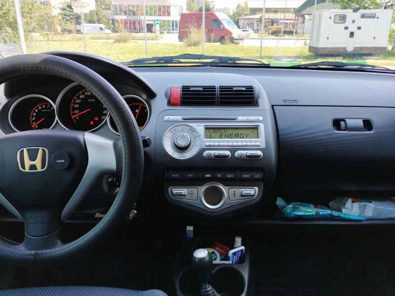 Honda Jazz 1.4, снимка 14 - Автомобили и джипове - 46411181