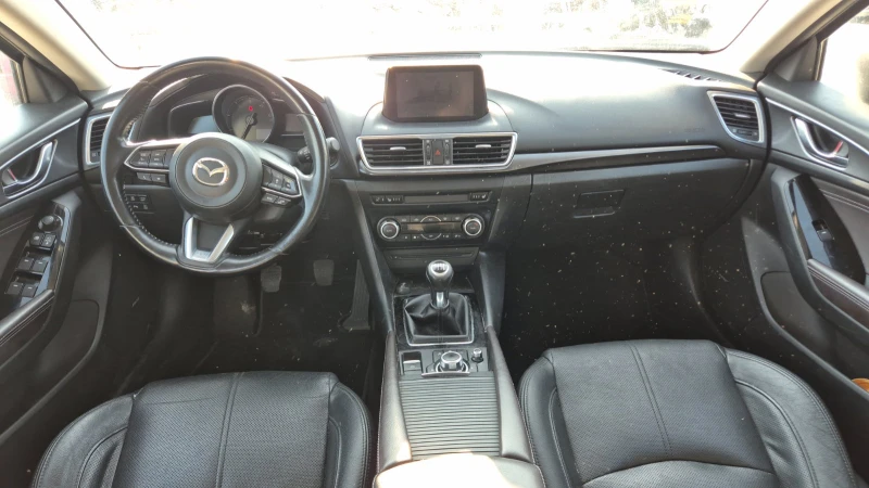 Mazda 3 2.2D Skyaactiv 150HP, снимка 10 - Автомобили и джипове - 47024536