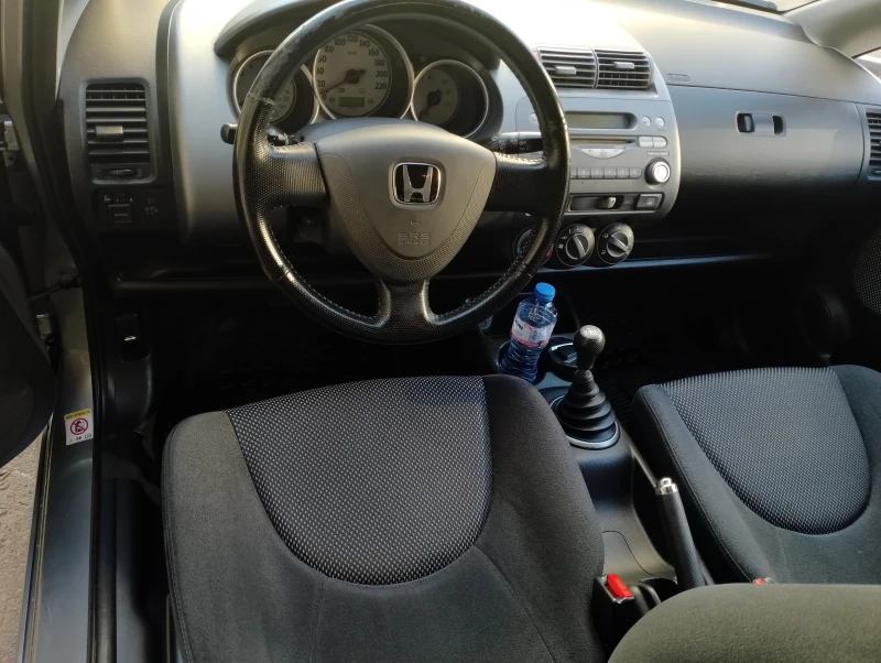 Honda Jazz Sport, снимка 11 - Автомобили и джипове - 47808678