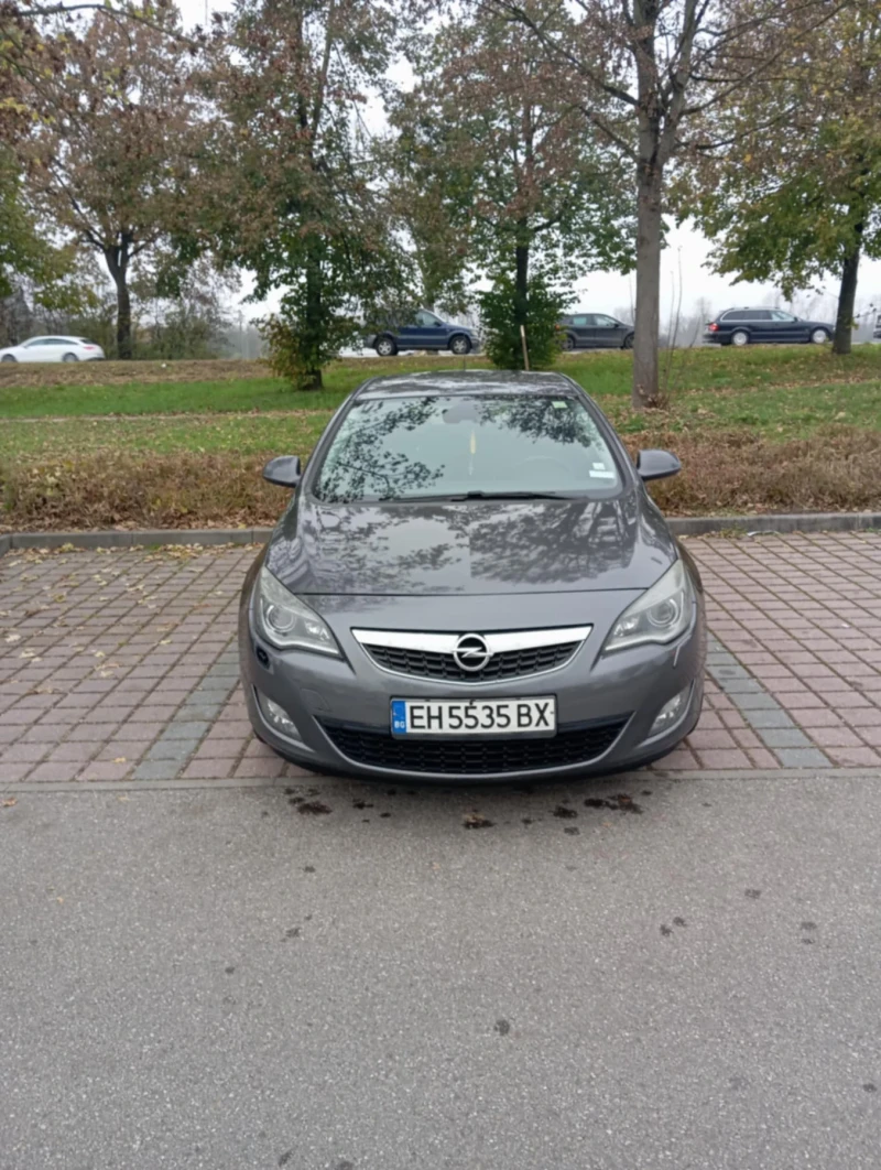 Opel Astra Cosmo, снимка 1 - Автомобили и джипове - 48272920