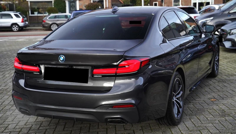 BMW 540 d xDrive M Sport, снимка 4 - Автомобили и джипове - 48469887