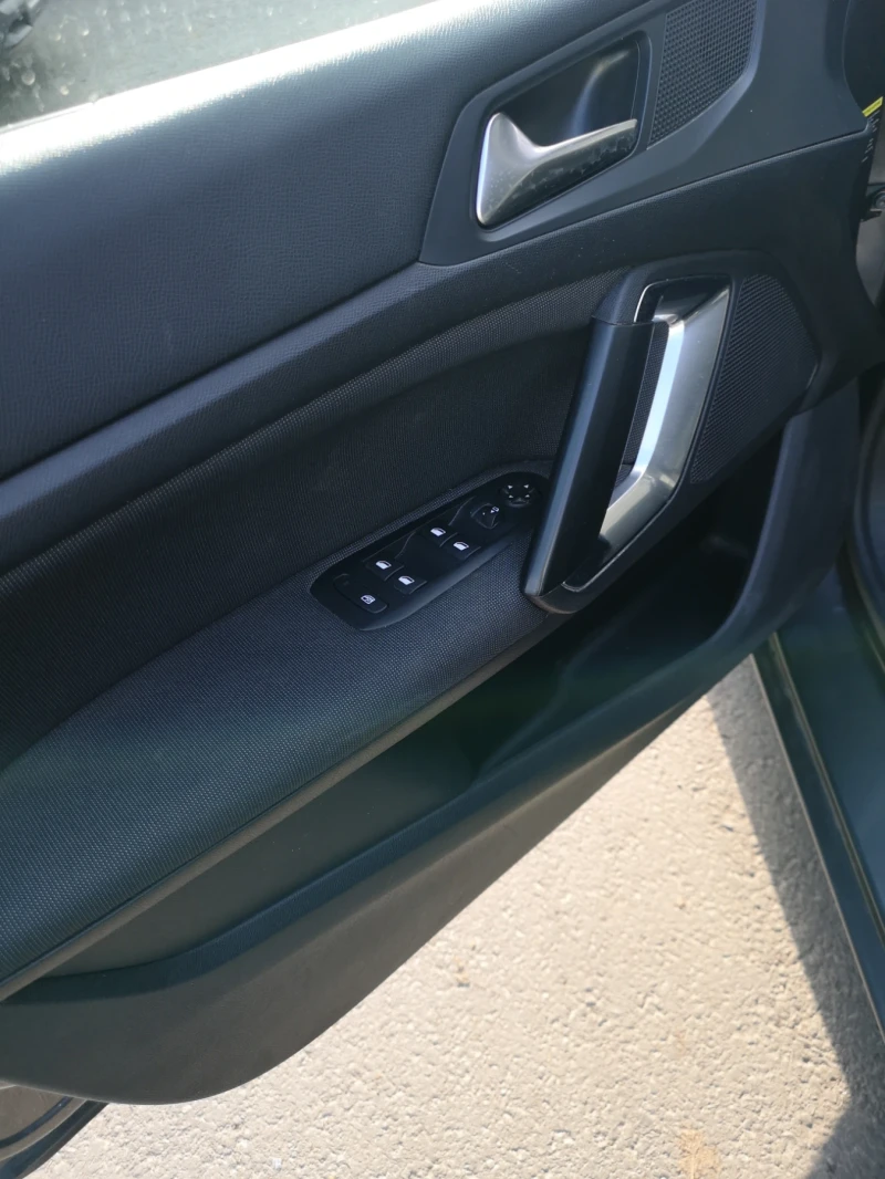 Peugeot 308 Хечбек, снимка 7 - Автомобили и джипове - 52338727