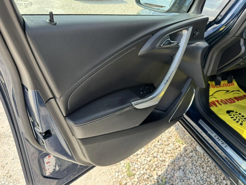 Opel Astra 1.7CDTI, снимка 11 - Автомобили и джипове - 50109783