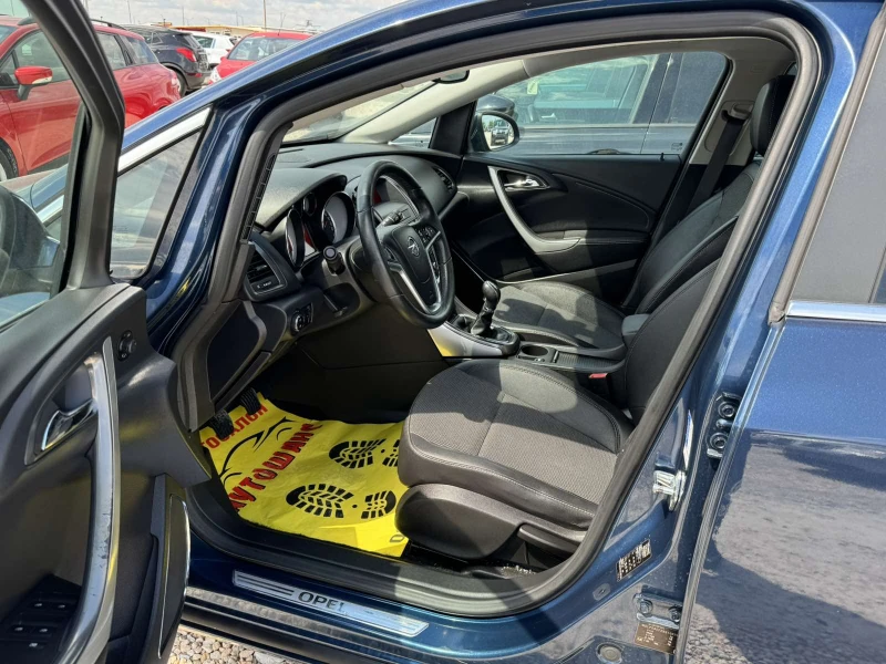 Opel Astra 1.7CDTI, снимка 12 - Автомобили и джипове - 50109783
