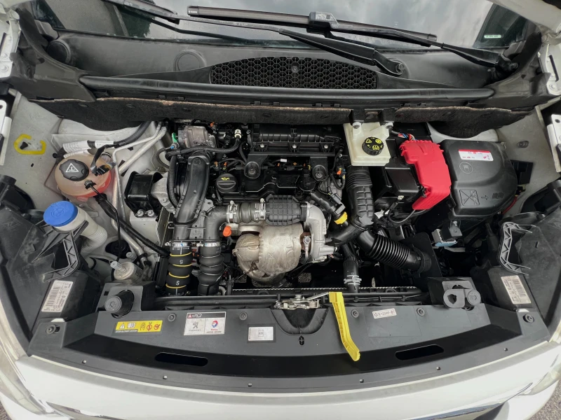 Peugeot Partner Tepee 1.6BlueHDi Автоматик УНИКАЛЕН, снимка 15 - Автомобили и джипове - 50328813