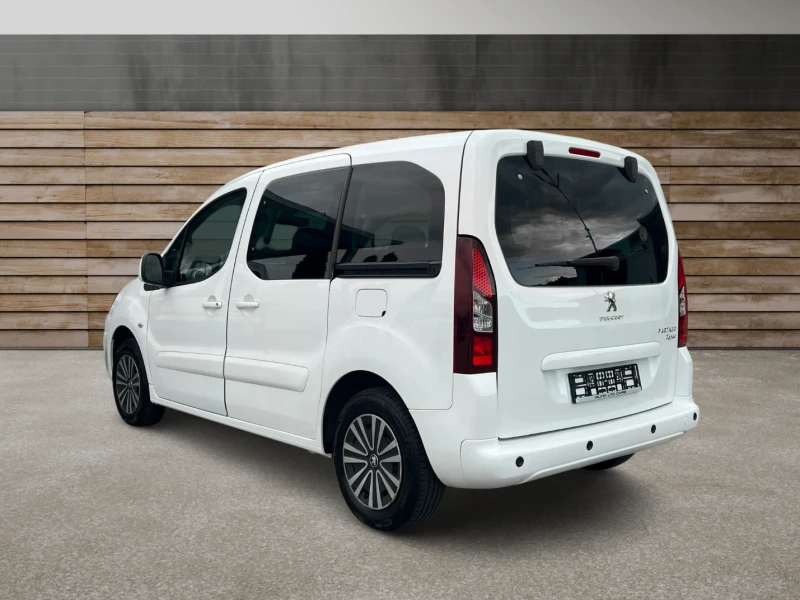 Peugeot Partner Tepee 1.6BlueHDi Автоматик УНИКАЛЕН, снимка 6 - Автомобили и джипове - 50328813