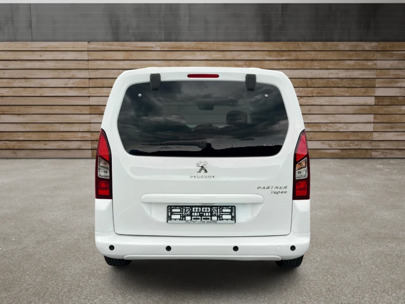 Peugeot Partner Tepee 1.6BlueHDi Автоматик УНИКАЛЕН, снимка 5 - Автомобили и джипове - 50328813