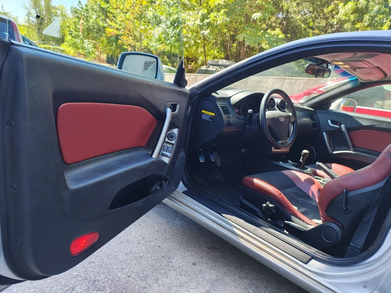 Hyundai Coupe, снимка 7 - Автомобили и джипове - 52339541