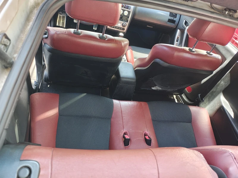 Hyundai Coupe, снимка 9 - Автомобили и джипове - 52339541