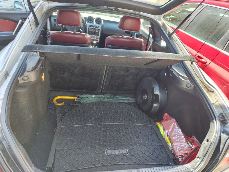 Hyundai Coupe, снимка 11 - Автомобили и джипове - 52339541