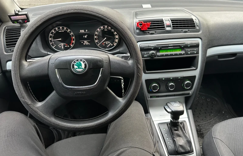 Skoda Octavia, снимка 3 - Автомобили и джипове - 52365950