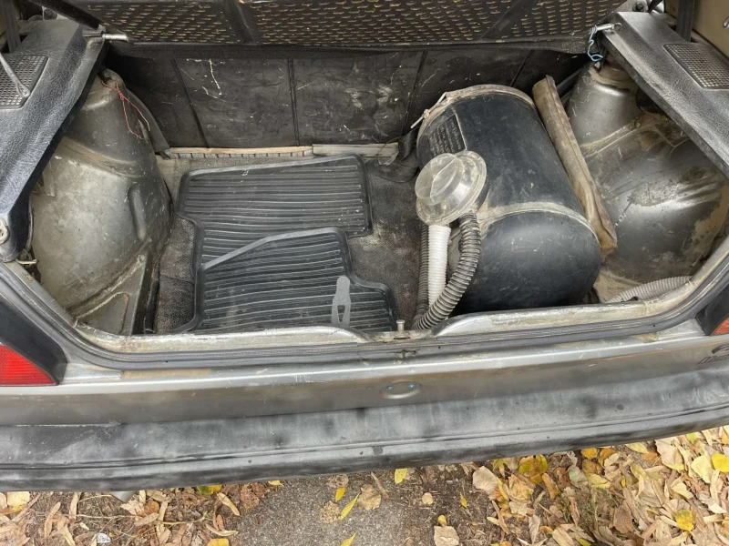 VW Golf, снимка 10 - Автомобили и джипове - 53111350