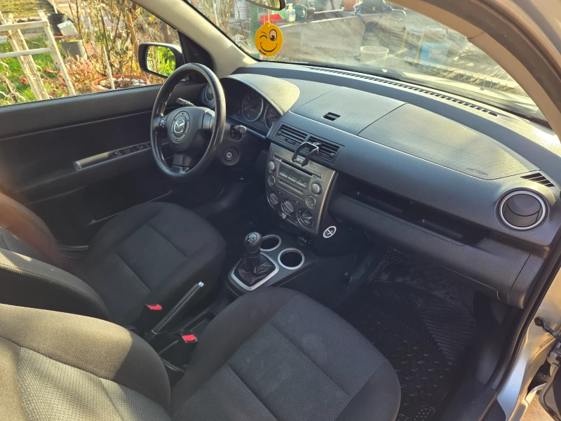 Mazda 2 1.4, снимка 12 - Автомобили и джипове - 52850689