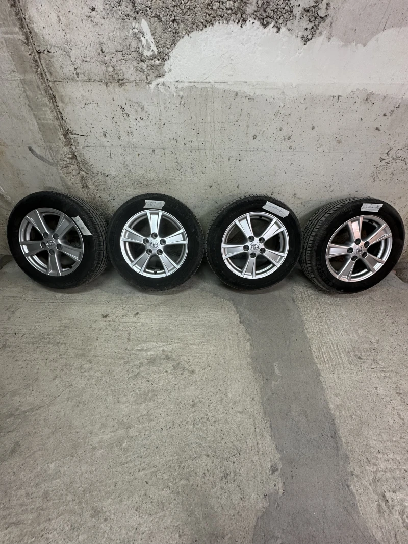 Toyota Verso 2.0D-4D Luxury Keyless Камера Подгрев Печка, снимка 16 - Автомобили и джипове - 52883936