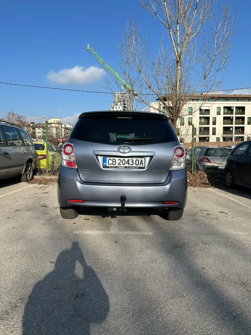 Toyota Verso 2.0D-4D Luxury Keyless Камера Подгрев Печка, снимка 7 - Автомобили и джипове - 52883936