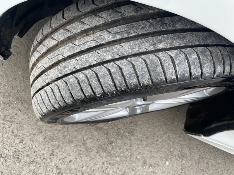 BMW 120 D М-ПАКЕТ AUTOMATIC BI-XENON 184КС ZF8 EURO5, снимка 13 - Автомобили и джипове - 53133834