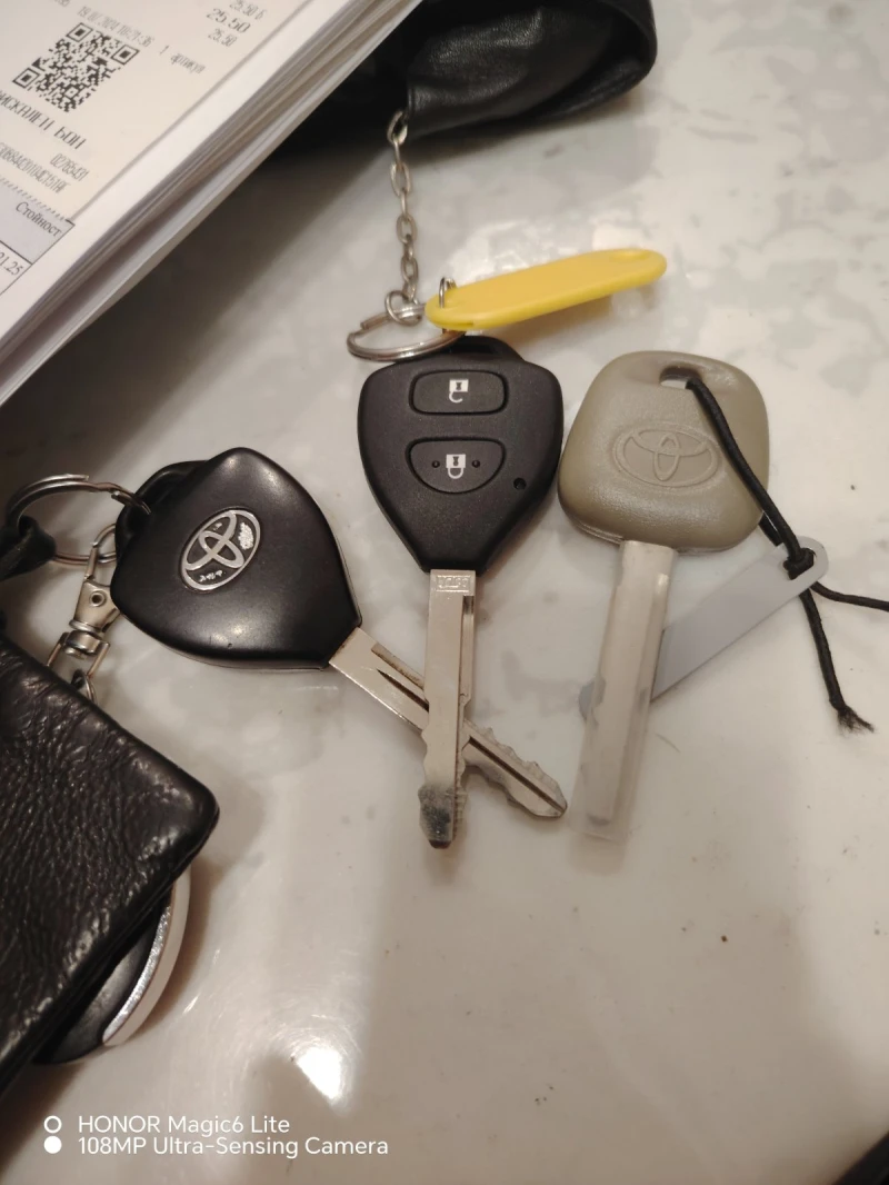 Toyota Corolla, снимка 14 - Автомобили и джипове - 53235574