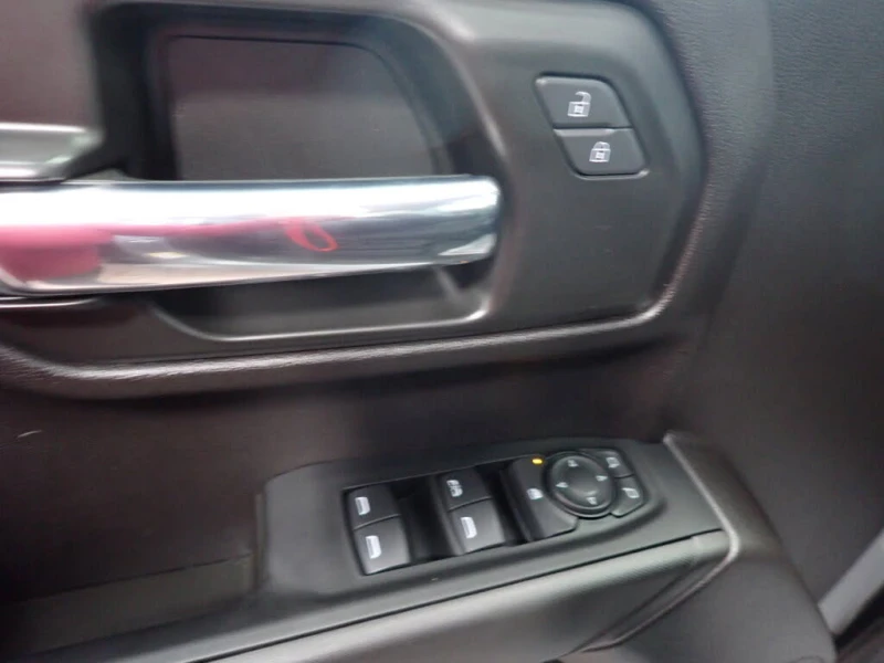 Chevrolet Silverado 1500 Custom Crew Cab* АвтоКредит* (Цена до БГ) , снимка 11 - Автомобили и джипове - 53400725