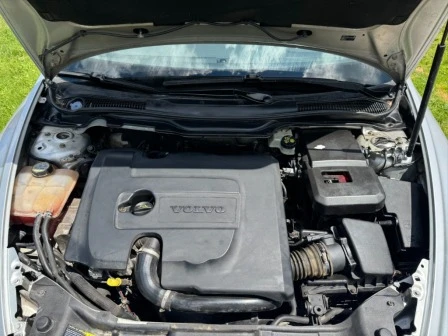 Volvo C30  1.6D - изображение 7