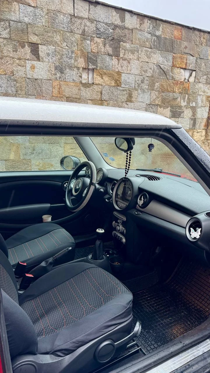 Mini One, снимка 7 - Автомобили и джипове - 54284417