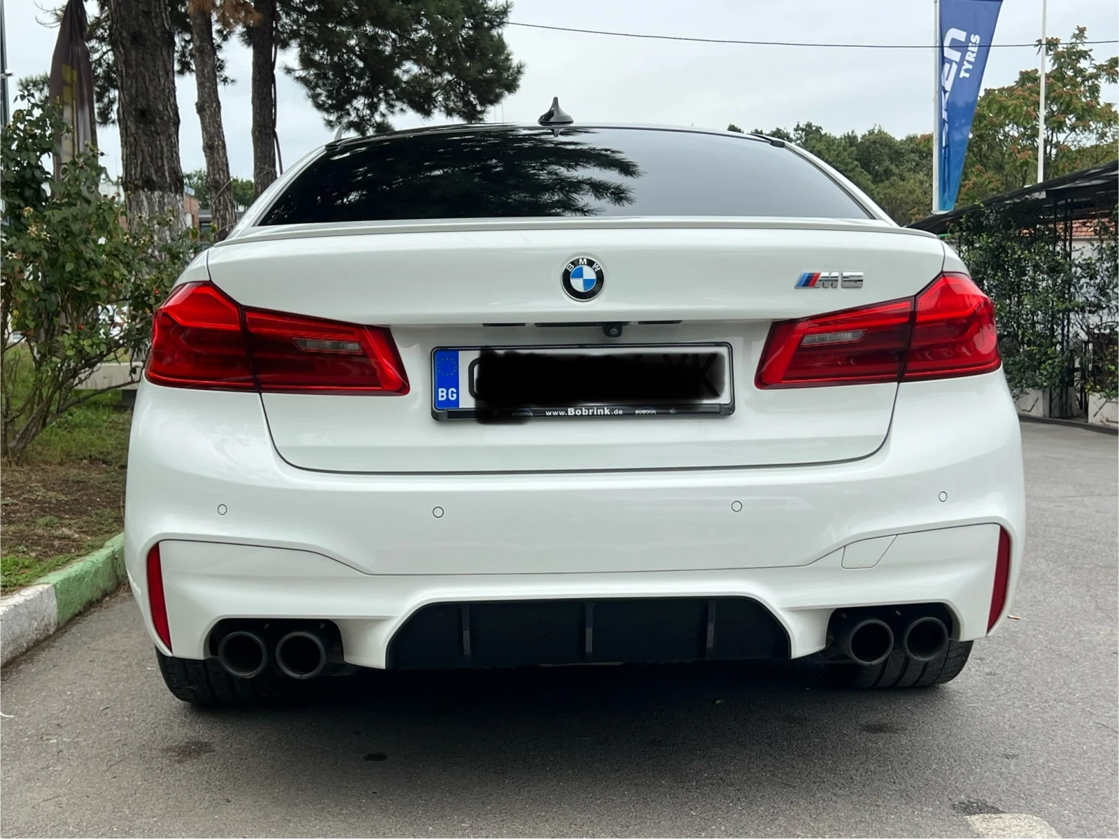 BMW M5 / M Exhaust / Ceramic / M Drivers Package / B&W - изображение 3