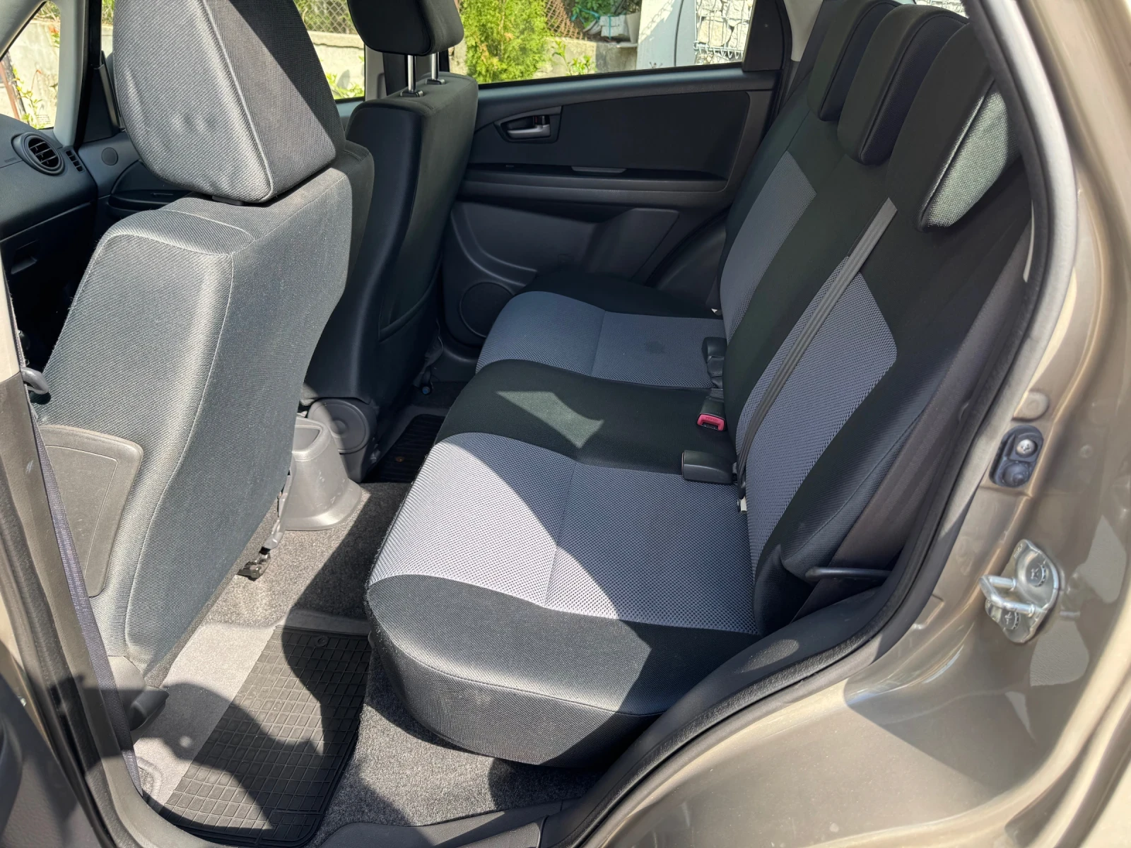 Fiat Sedici 4х4* 1.6i 16v 107hp* 5.2007г* КЛИМА* 159800км - изображение 7