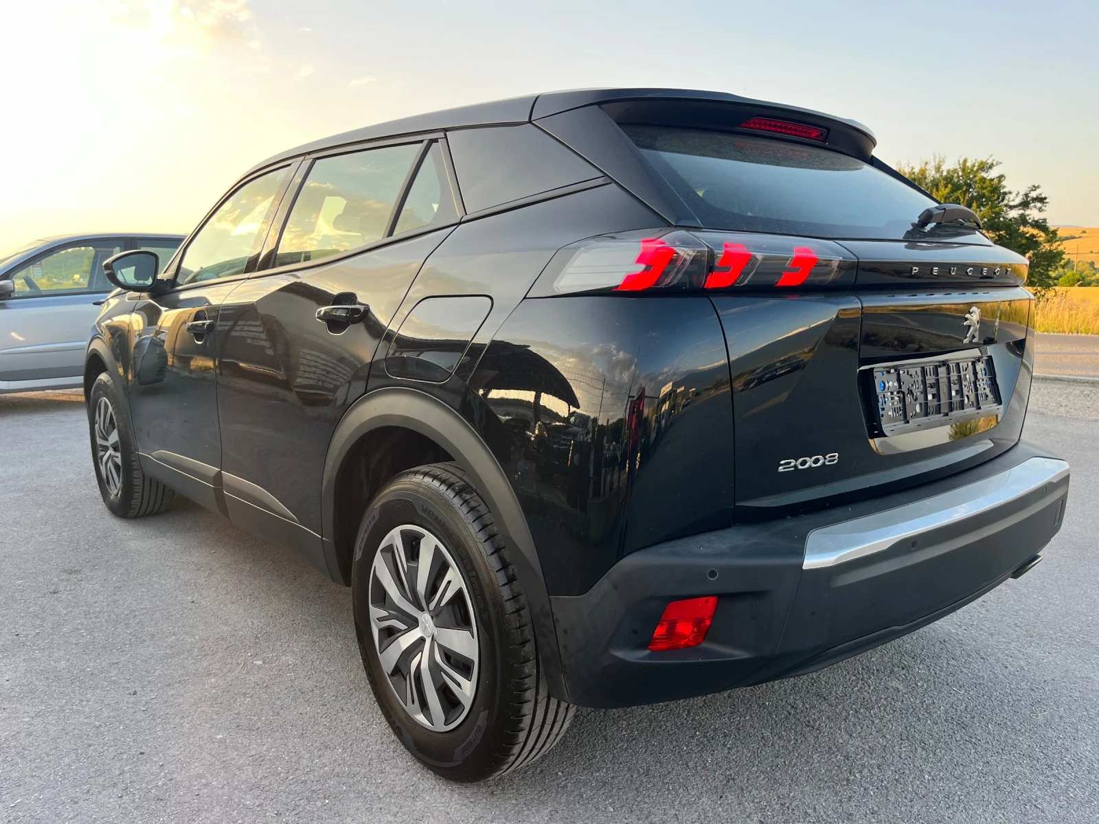Peugeot 2008 1.5 BlueHDI EAT8 - изображение 4