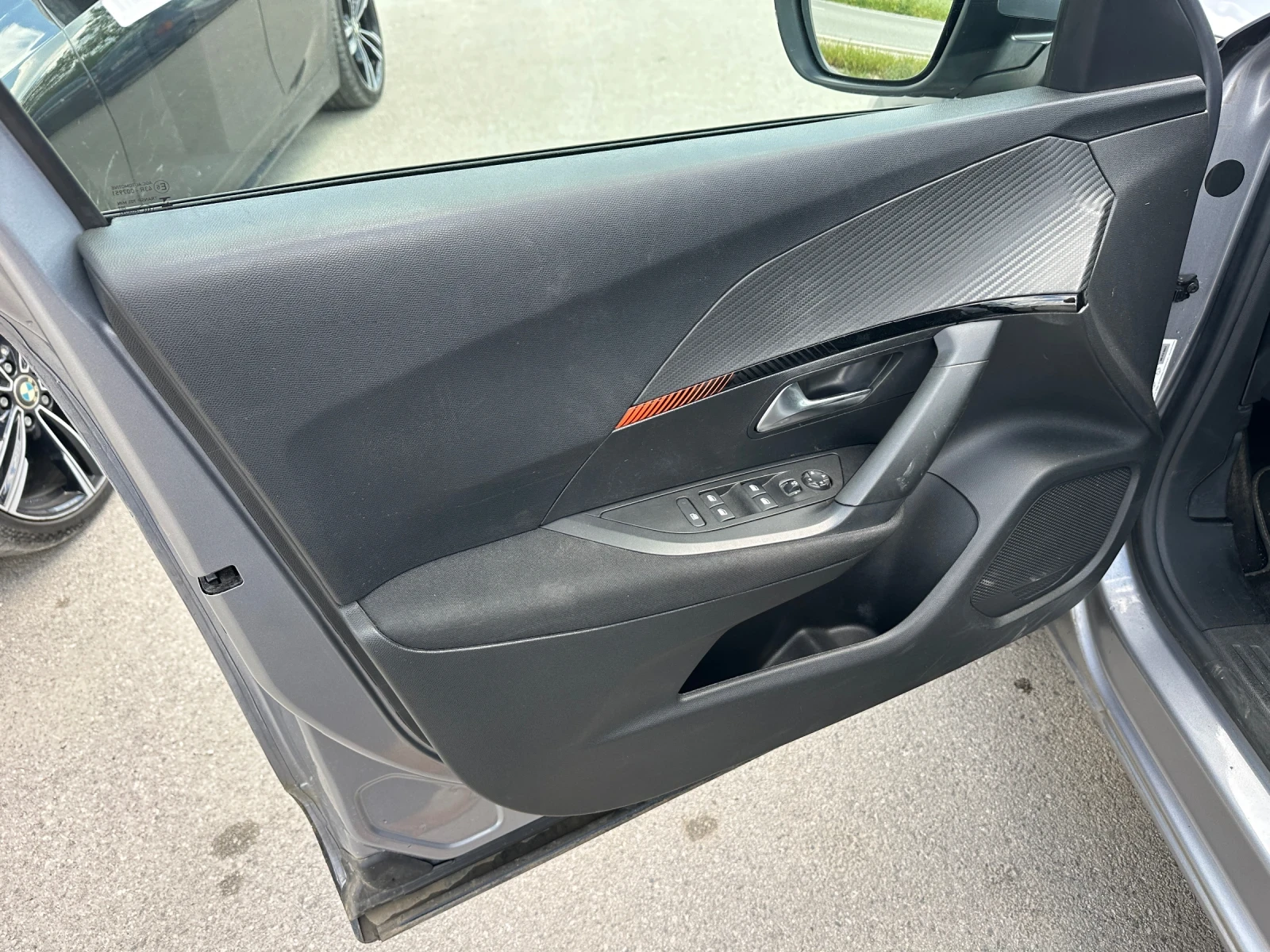 Peugeot 2008 1.5 BlueHDI EAT8 - изображение 10