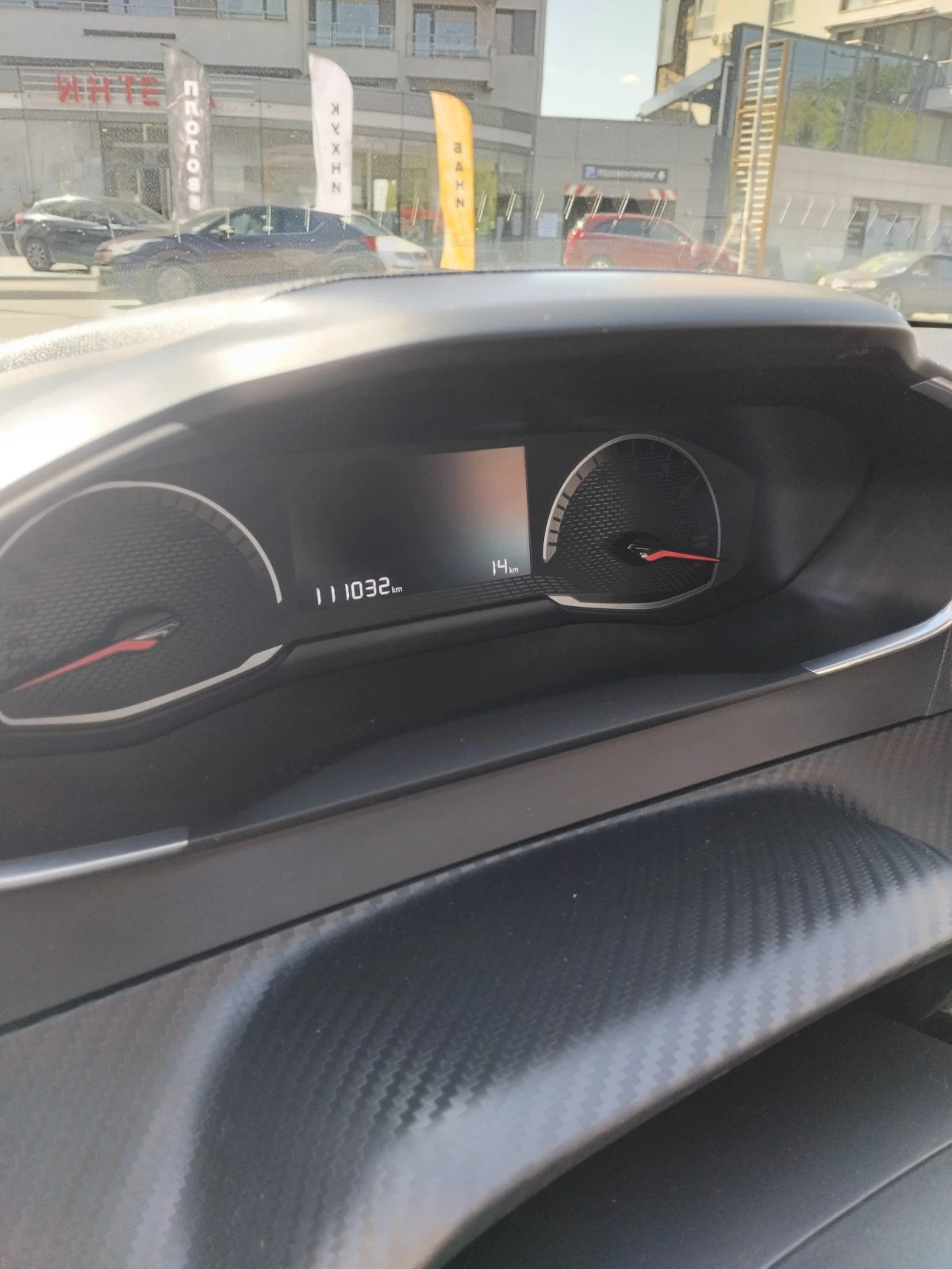 Peugeot 208 New Line - изображение 9