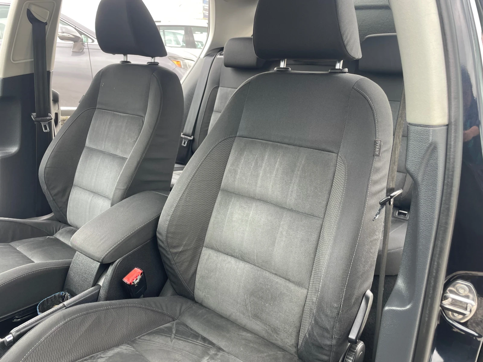 VW Golf  - изображение 8