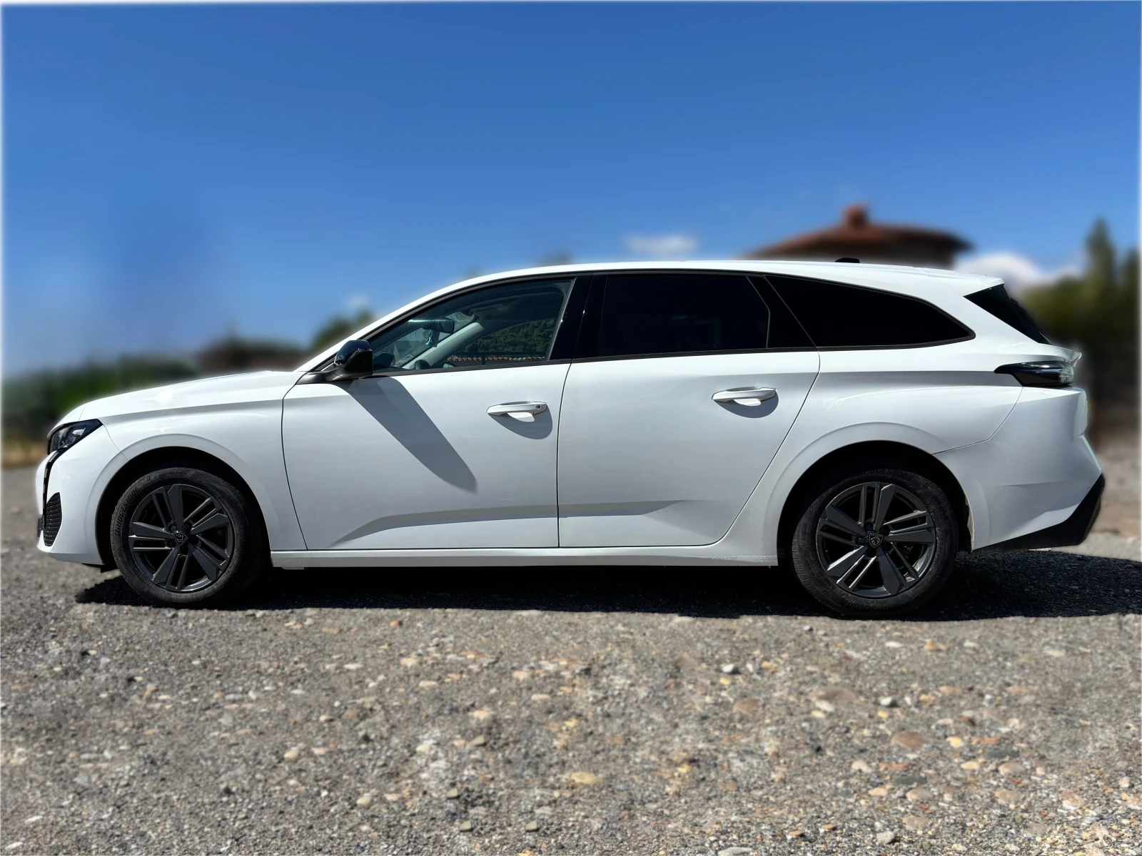 Peugeot 308 SW 1.2 Active | Комби | 130hp | Автомат  - изображение 6